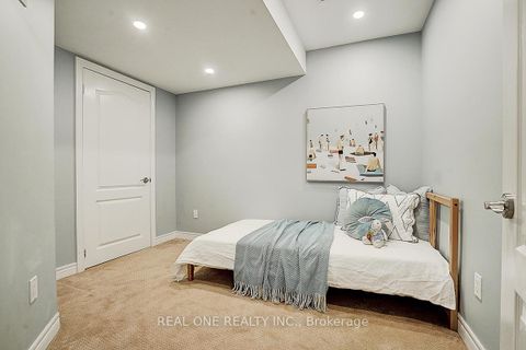 Photo 39 at 94 Barnwood Drive, Oak Ridges Lake Wilcox, Richmond Hill