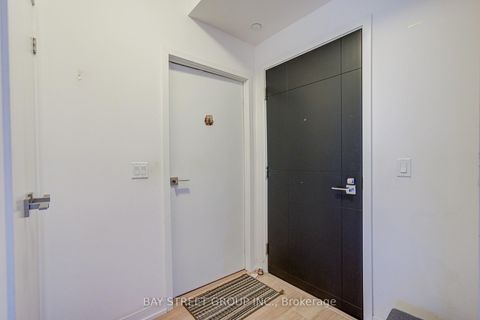 Photo 23 at 918 - 98 Lillian Street, Mount Pleasant West, Toronto
