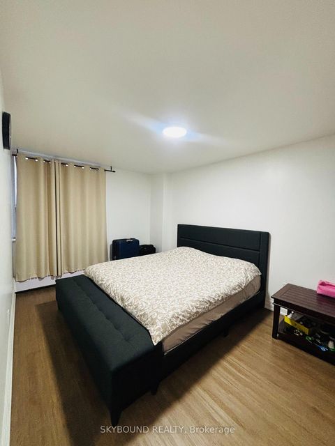 Photo 4 at 602 - 451 The West Mall, Etobicoke West Mall, Toronto