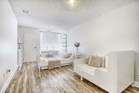 Photo 25 at 206 - 955 O' Connor Drive, Parkview, Toronto