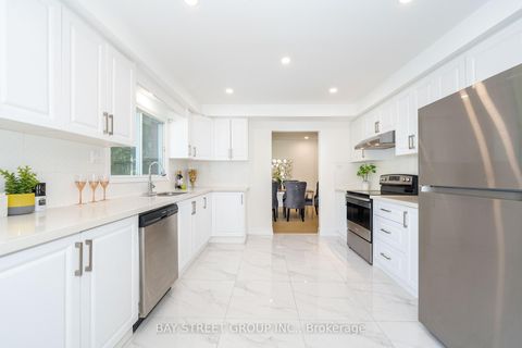 Photo 15 at 442 Sunset Beach Road, Oak Ridges Lake Wilcox, Richmond Hill