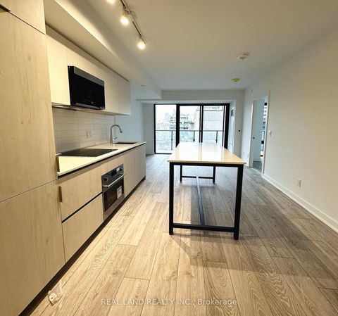 Photo 2 at 808 - 47 Mutual Street, Yonge Corridor, Toronto