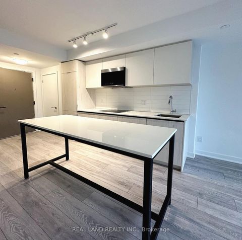 Photo 5 at 808 - 47 Mutual Street, Yonge Corridor, Toronto