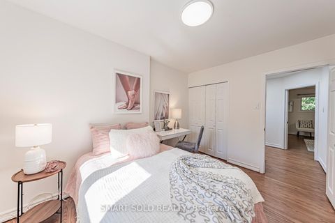 Photo 27 at 42 Davean Drive, Windfields, Toronto