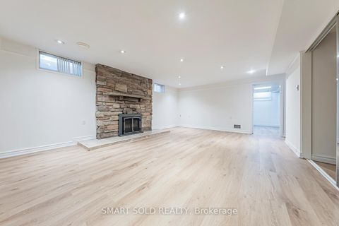 Photo 39 at 42 Davean Drive, Windfields, Toronto