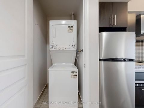 Photo 22 at 2003 - 352 Front Street W, Waterfront Communities C1, Toronto