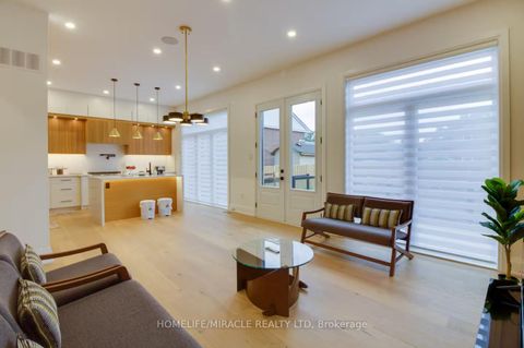 Photo 5 at 10 Stamford Square S, Birchmount, Toronto