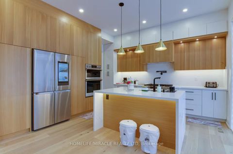 Photo 11 at 10 Stamford Square S, Birchmount, Toronto