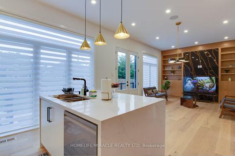 Photo 13 at 10 Stamford Square S, Birchmount, Toronto