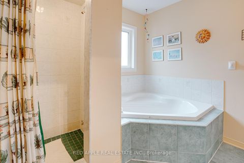 Photo 18 at 60 Snedden Avenue, Bayview Wellington, Aurora