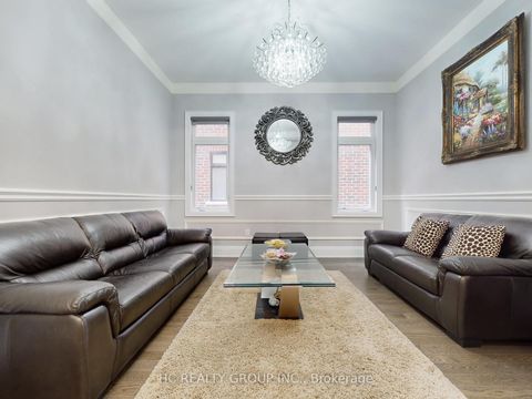 Photo 2 at 238 Touch Gold Crescent, Bayview Southeast, Aurora