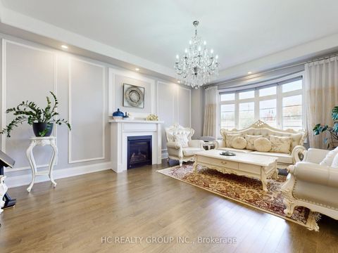 Photo 5 at 238 Touch Gold Crescent, Bayview Southeast, Aurora