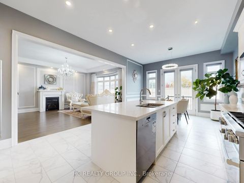 Photo 7 at 238 Touch Gold Crescent, Bayview Southeast, Aurora