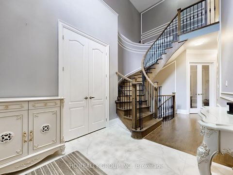 Photo 13 at 238 Touch Gold Crescent, Bayview Southeast, Aurora