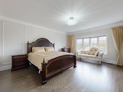 Photo 15 at 238 Touch Gold Crescent, Bayview Southeast, Aurora