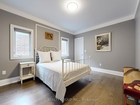 Photo 19 at 238 Touch Gold Crescent, Bayview Southeast, Aurora