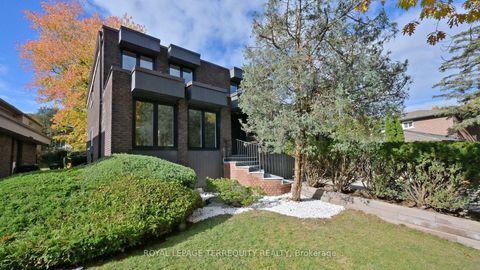 Photo 1 at 41 Beardmore Crescent, Steeles, Toronto