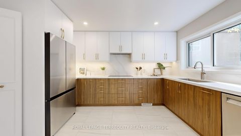 Photo 8 at 41 Beardmore Crescent, Steeles, Toronto