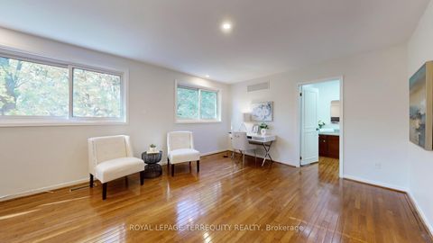 Photo 22 at 41 Beardmore Crescent, Steeles, Toronto