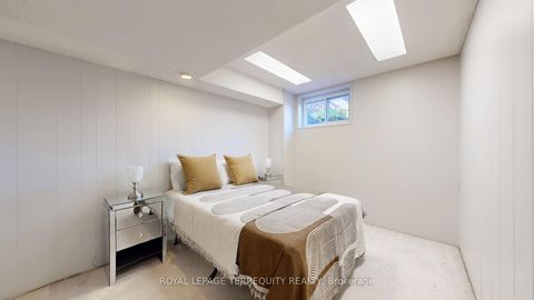 Photo 42 at 41 Beardmore Crescent, Steeles, Toronto