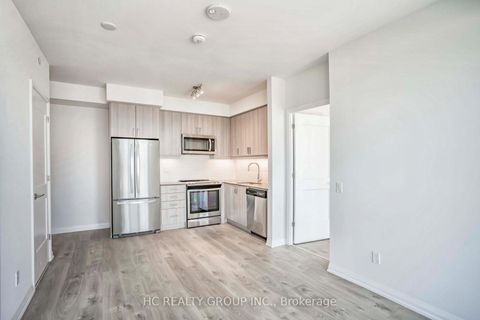 Photo 6 at Lph10 - 7895 Jane Street, Concord, Vaughan