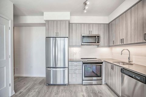 Photo 7 at Lph10 - 7895 Jane Street, Concord, Vaughan
