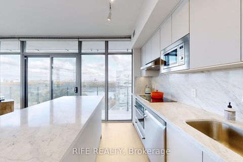 Photo 10 at 2512 - 103 The Queensway Avenue, Swansea, Toronto