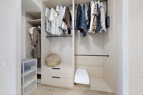 Photo 15 at 2512 - 103 The Queensway Avenue, Swansea, Toronto