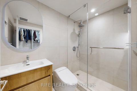 Photo 16 at 2512 - 103 The Queensway Avenue, Swansea, Toronto