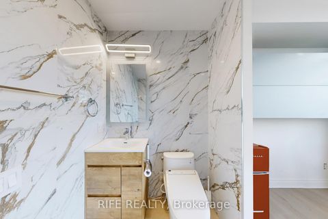 Photo 20 at 2512 - 103 The Queensway Avenue, Swansea, Toronto