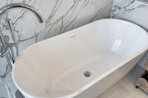 Photo 24 at 2512 - 103 The Queensway Avenue, Swansea, Toronto