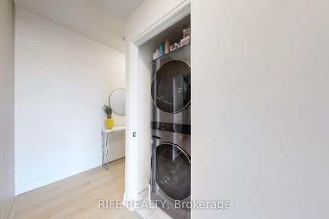 Photo 25 at 2512 - 103 The Queensway Avenue, Swansea, Toronto