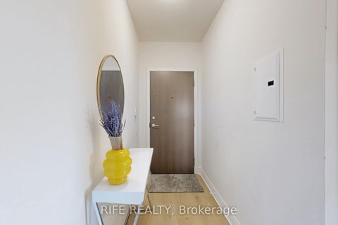 Photo 27 at 2512 - 103 The Queensway Avenue, Swansea, Toronto