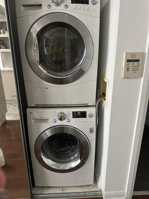 Photo 26 at 1118 - 111 Elizabeth Street, Bay Street Corridor, Toronto