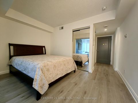 Photo 8 at 605 - 155 Yorkville Avenue, Annex, Toronto