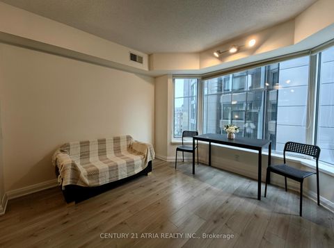 Photo 10 at 605 - 155 Yorkville Avenue, Annex, Toronto