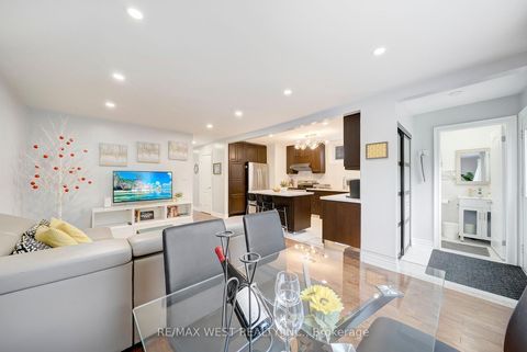 Photo 4 at 67 South Kingsway, Swansea, Toronto