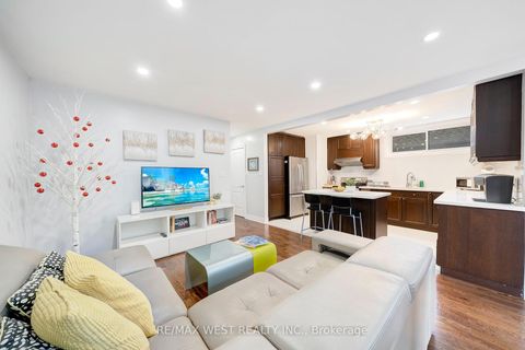 Photo 5 at 67 South Kingsway, Swansea, Toronto