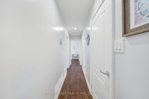 Photo 13 at 67 South Kingsway, Swansea, Toronto