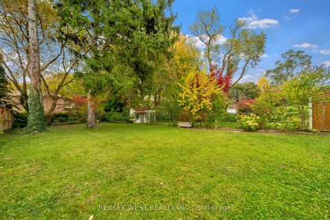 Photo 30 at 67 South Kingsway, Swansea, Toronto