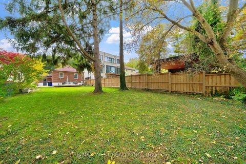 Photo 32 at 67 South Kingsway, Swansea, Toronto