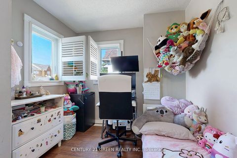 Photo 19 at 57 Kelso Crescent, Maple, Vaughan