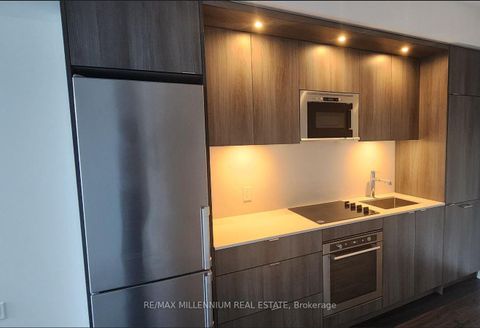 Photo 13 at 306 - 30 Inn On The Park Drive, Don Mills, Toronto