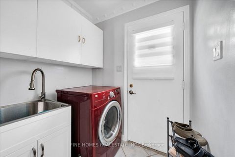 Photo 6 at 153 Browning Trail, Letitia Heights, Barrie