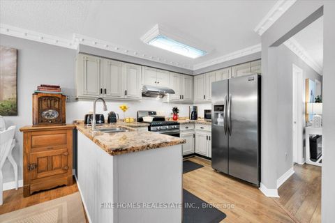 Photo 8 at 153 Browning Trail, Letitia Heights, Barrie