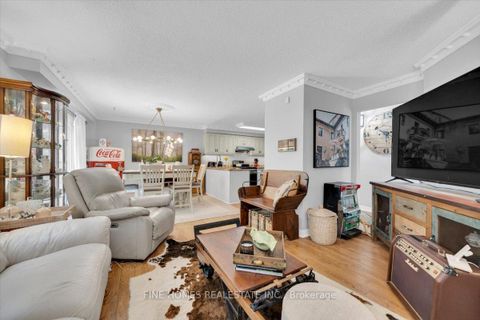 Photo 11 at 153 Browning Trail, Letitia Heights, Barrie