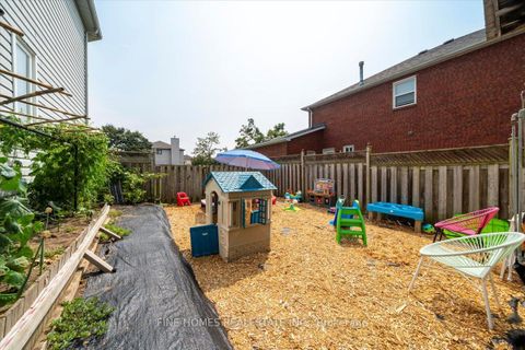 Photo 34 at 153 Browning Trail, Letitia Heights, Barrie