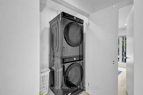 Photo 17 at 978 Carlaw Avenue, Broadview North, Toronto