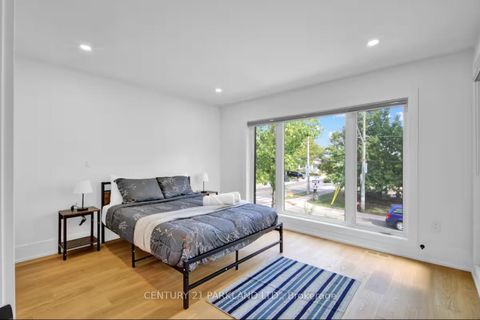 Photo 19 at 978 Carlaw Avenue, Broadview North, Toronto