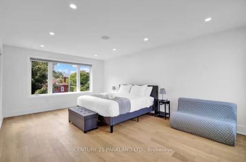 Photo 21 at 978 Carlaw Avenue, Broadview North, Toronto